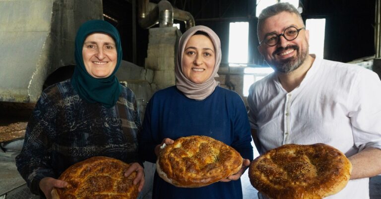 103 RamadanPideInTurkey WorldEatsBread 08