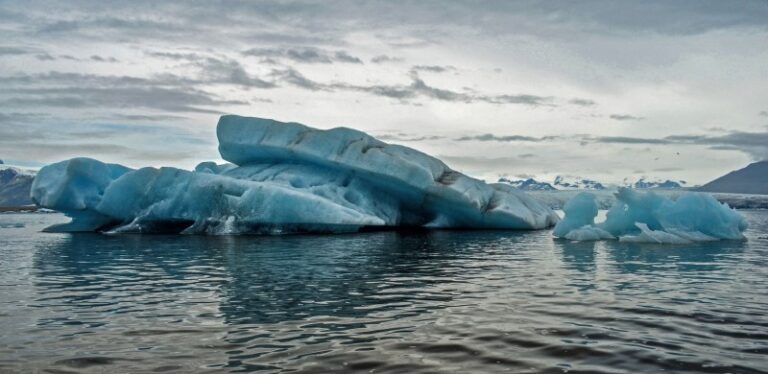 sea ocean ice glacier arctic iceberg 707879 pxhere.com 1