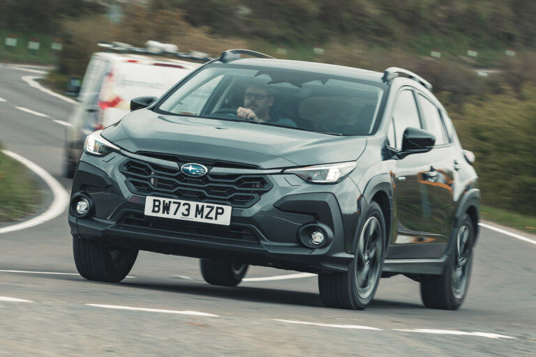 subaru crosstrek front cornering 2