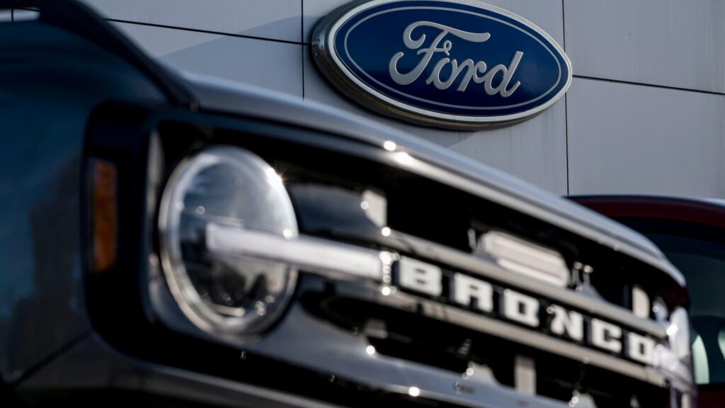 108110414 1741094171798 gettyimages 2202684947 AUTO PRICES TARIFFS