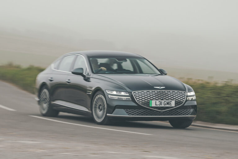 genesis g80 side